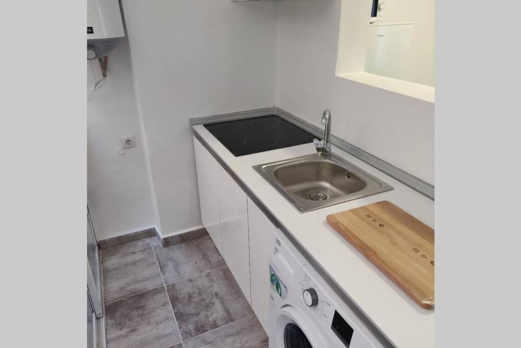 2 Bedroom In Center With Pool And Parking Apartamento Salou